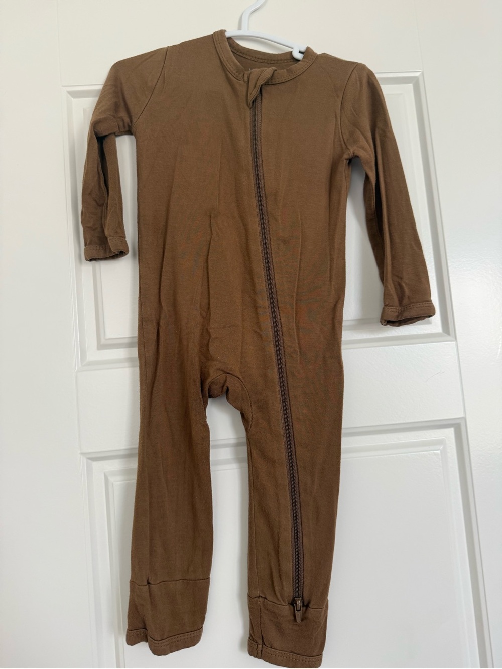 Kyte BABY Brown Long-Sleeve Zipper One-Piece Footie